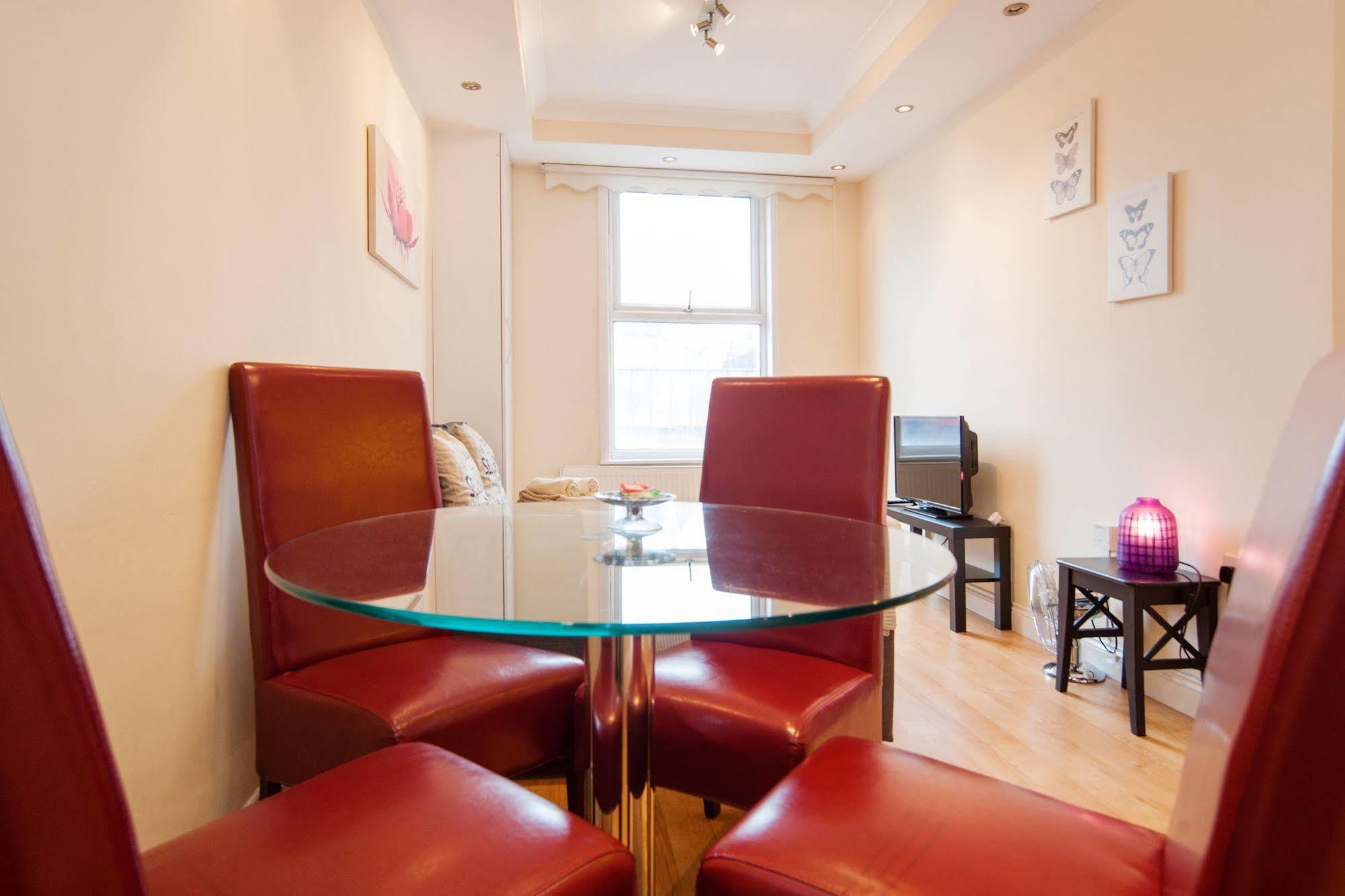 Kings Cross Apartment Londra Exterior foto