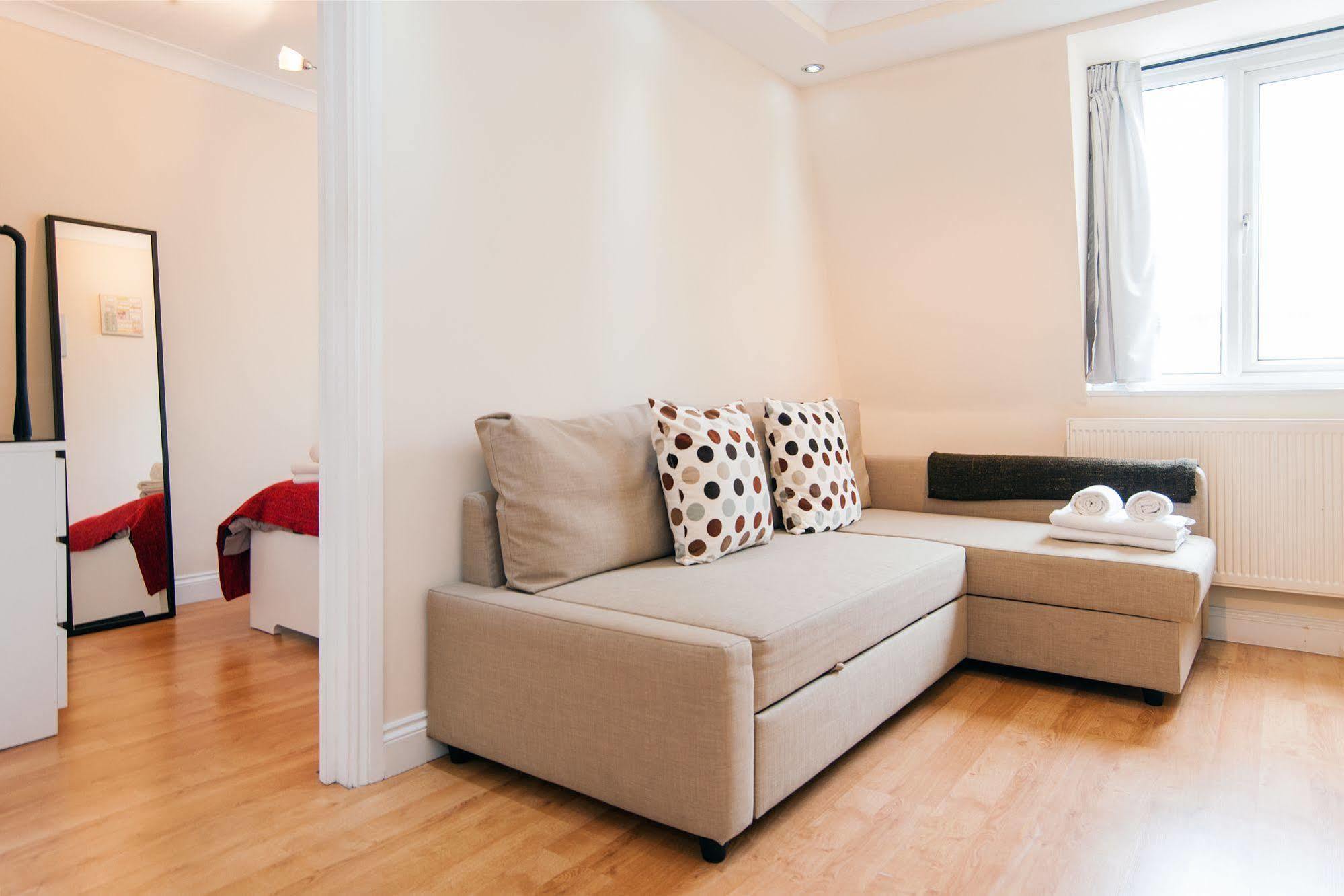 Kings Cross Apartment Londra Exterior foto