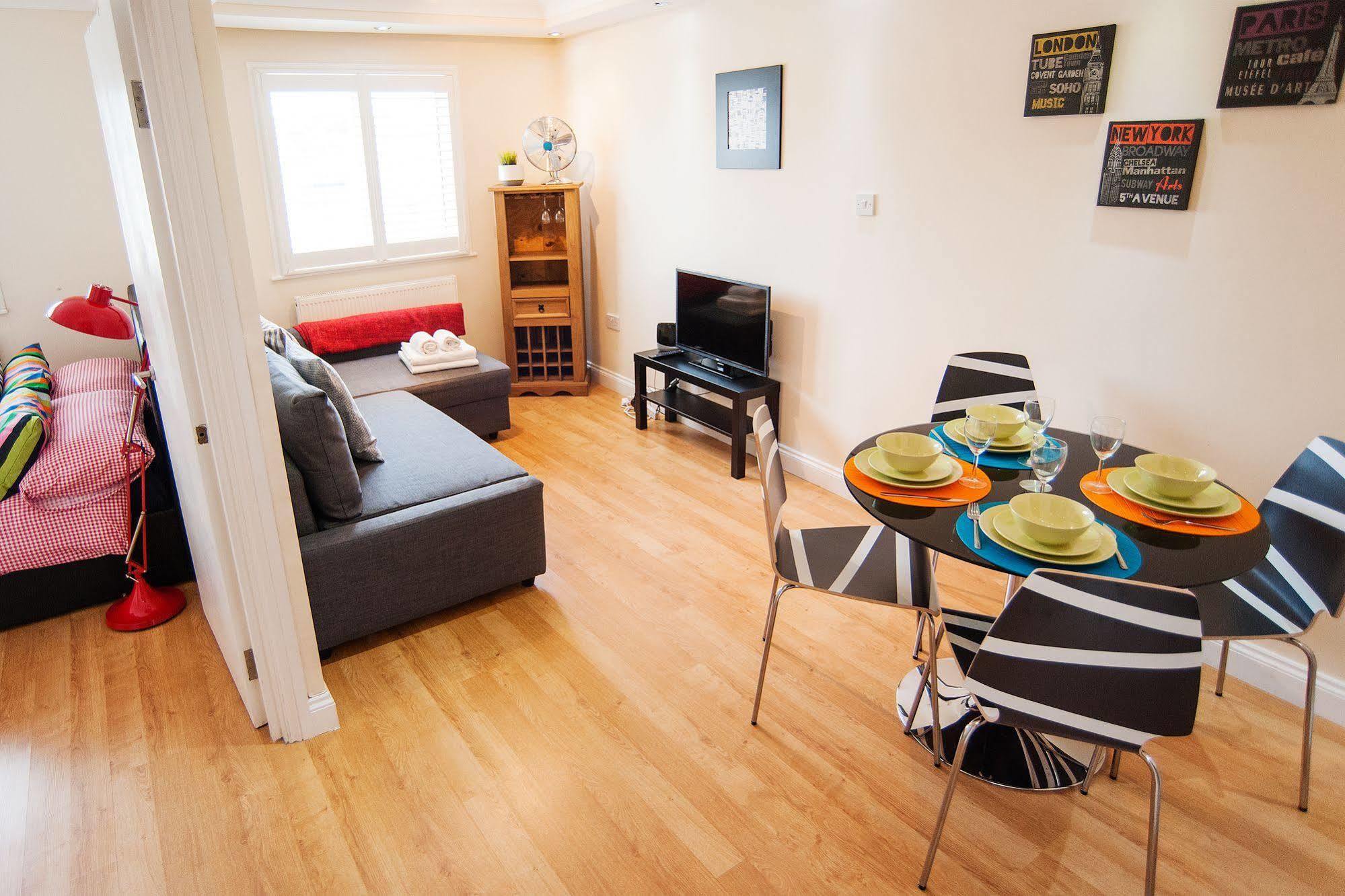 Kings Cross Apartment Londra Exterior foto
